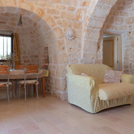 Villa Trullo Filippo With Exclusive Pool Cisternino Exterior foto