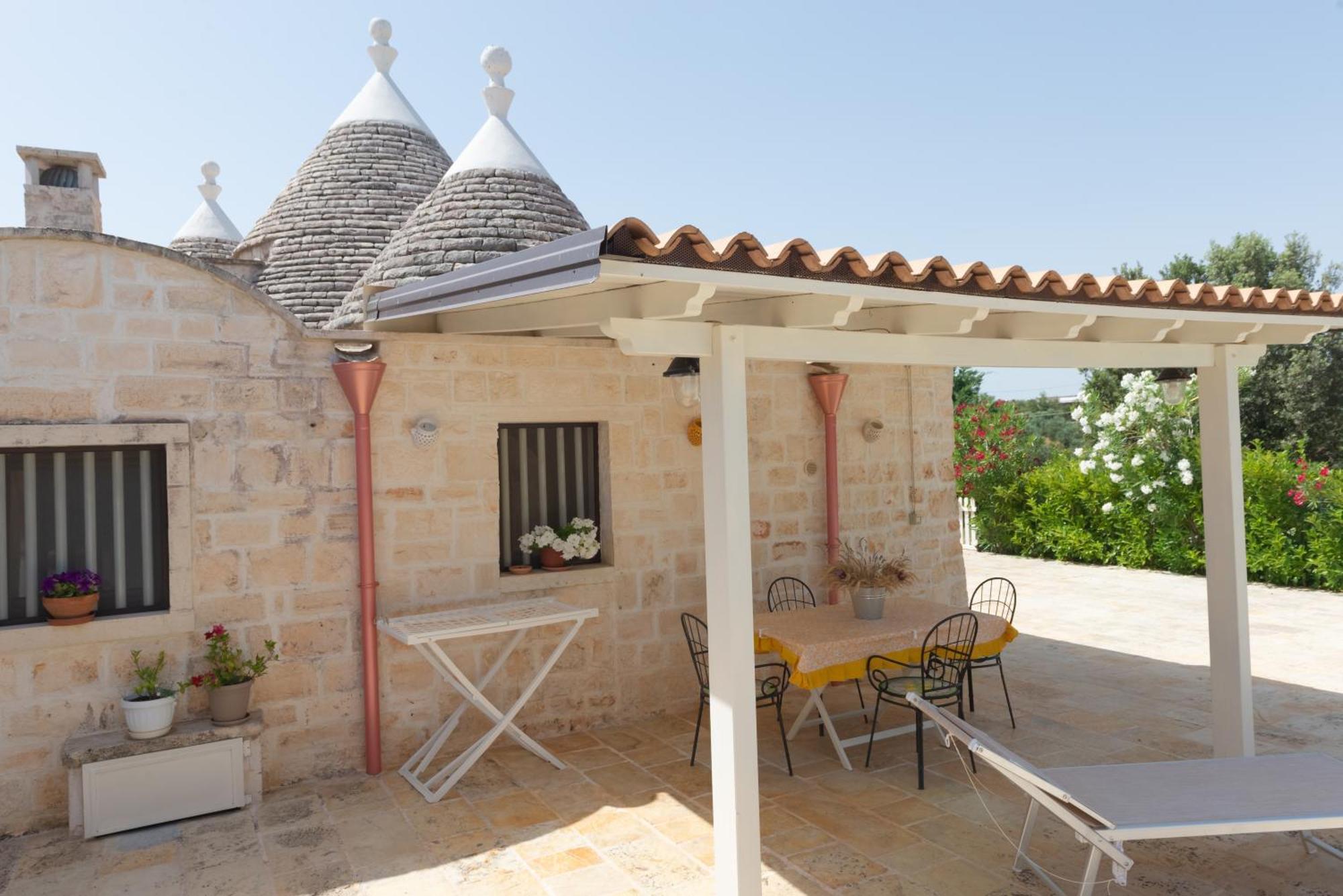 Villa Trullo Filippo With Exclusive Pool Cisternino Exterior foto