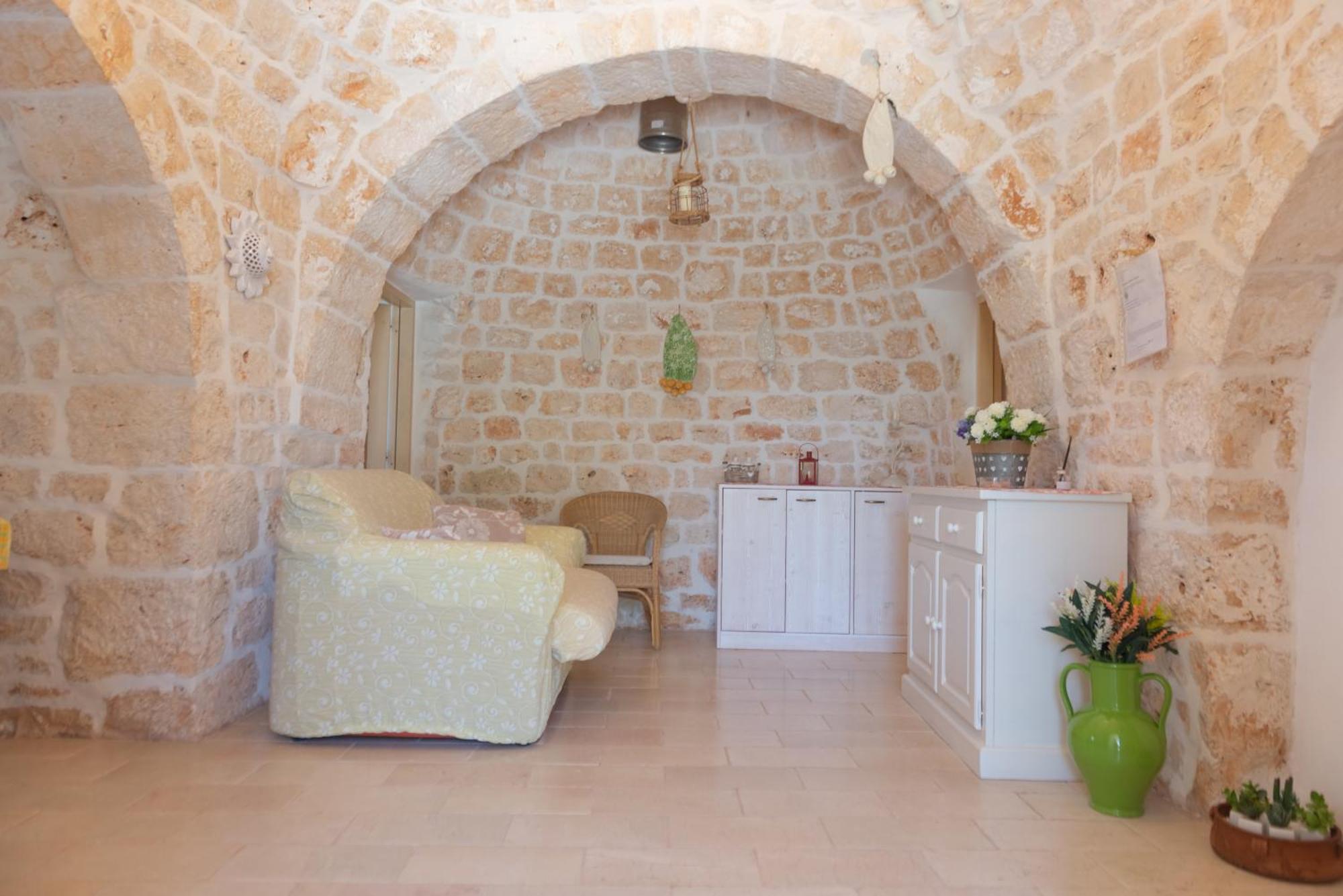 Villa Trullo Filippo With Exclusive Pool Cisternino Exterior foto