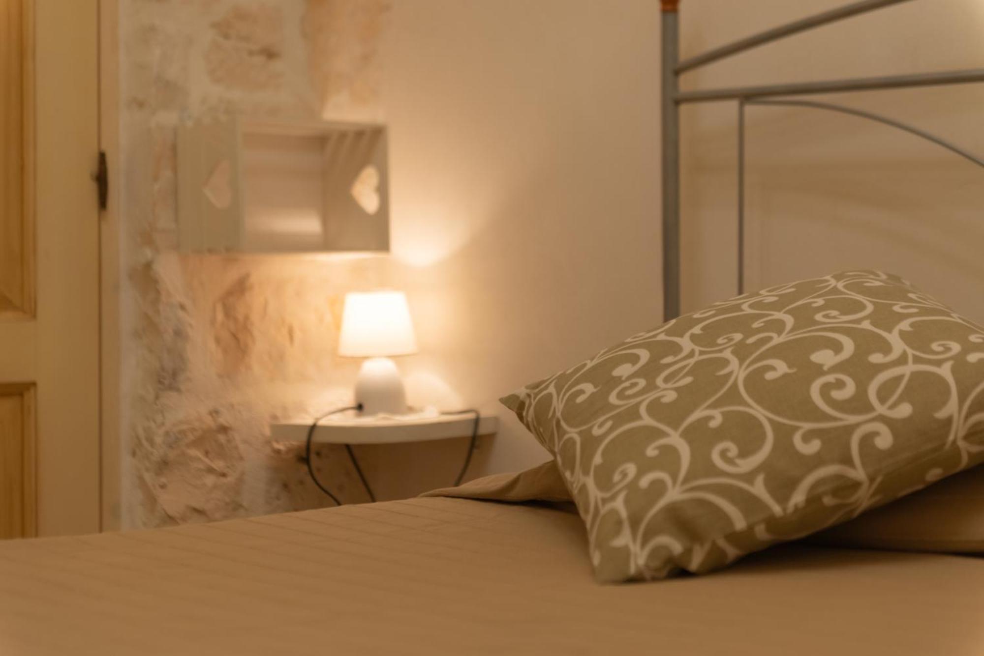 Villa Trullo Filippo With Exclusive Pool Cisternino Exterior foto